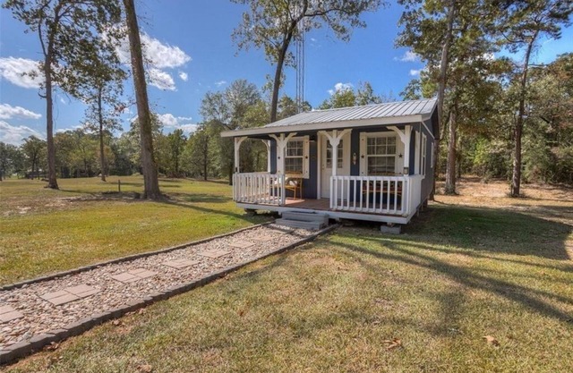 Blue cabin retreat on white rock creek