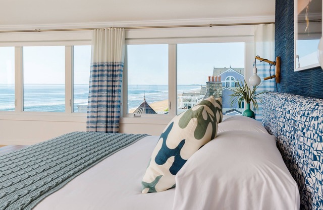 Blue - Inn on The Beach