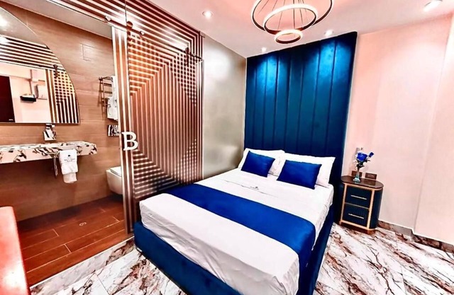 Blue Three - Junior Suite