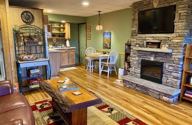 Blue Ridge Mountain Getaway, Pet-Friendly — Welcome!
