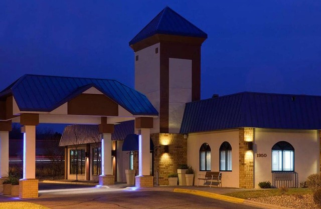 Blue Way Inn Eagan Extended Stay