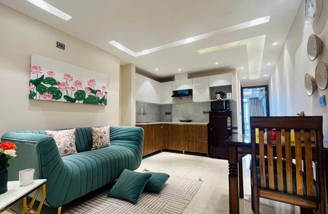 BluO 1BHK Suite - Balcony, Gym, Lift, Parking