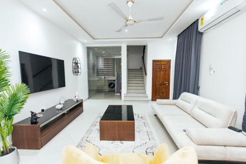 BM Properties