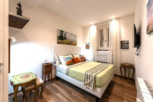 BOHEMIAN PIGNETO RHOME - 2bdr 2bath, metro at 10 minutes connecting quickly to ancient Rome, comfy cozy family friendly - Artists' vibrant Pigneto district - Warm guest care in 4 languages