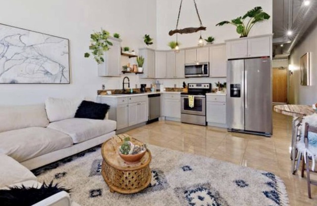 Boho chic Gaslamp Apartment in Downtown San Diego