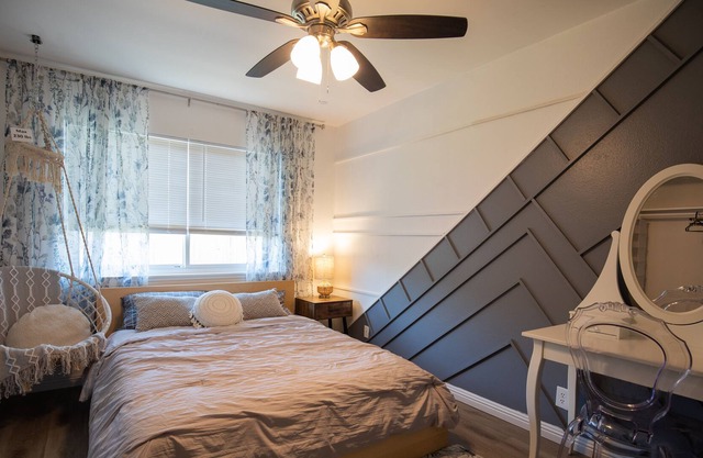 Boho master BR w/ private bath in central OC