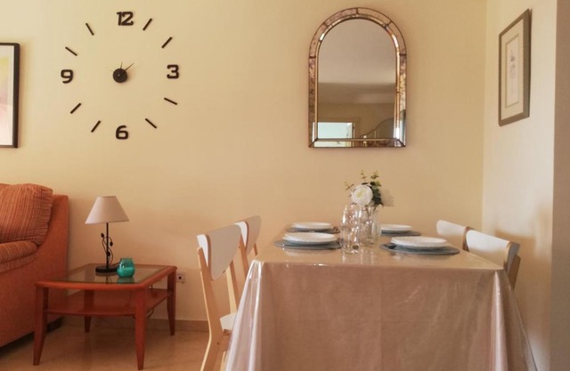 Bonito y tranquilo apartamento , cerca del mar.