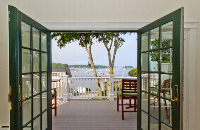 Booming Views Of Camden Harbor, Deluxe Water View Town House With Top Amenities