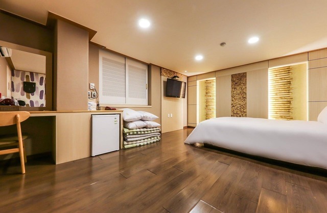 Boryeong Coconut Motel