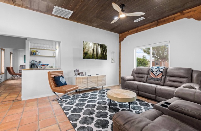 Bosque "Abeyta" House