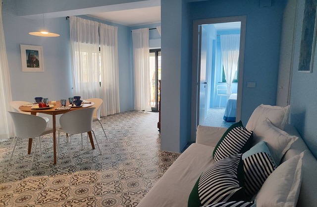 Bouganville apartement , 30 m. to the beach, with air conditioning 4 people