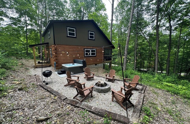Boulder Ridge Cabin at Patoka Lake, Birdseye IN