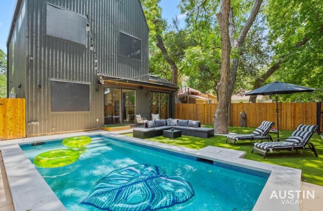 Brand New Luxurious Property and Huge Outdoor Space