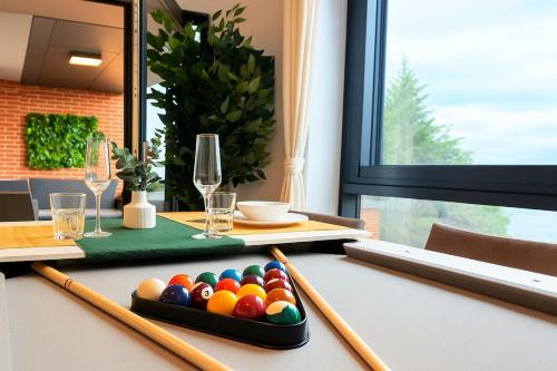 Brand-New Luxury Residences, Private Terrace - Opposite Piccadilly Line, 1-8 Guests