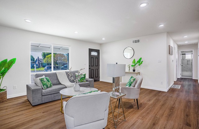 Brand NEW REMODEL 3-bedroom cottage in enjoyable Livermore with WiFi