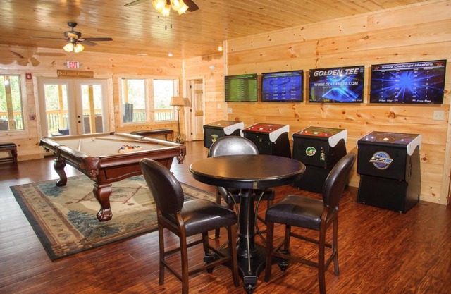 Breathtaking 14BR Cabin: Elevator Views Games Hot Tubs Galore