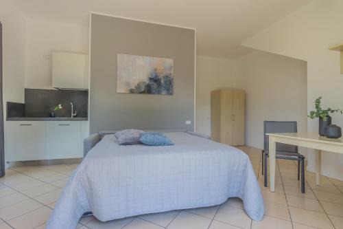 Brezza del Lario Monolocale by Varenna Holidays