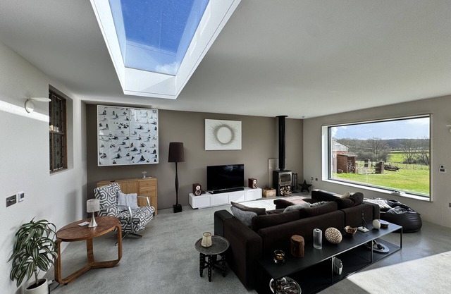 Bright spacious home with a natural swimming pond in Surrey Hills