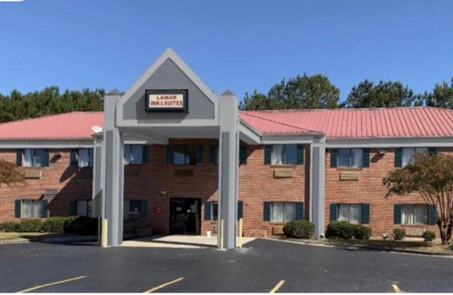 Budget Inn, Hwy 41