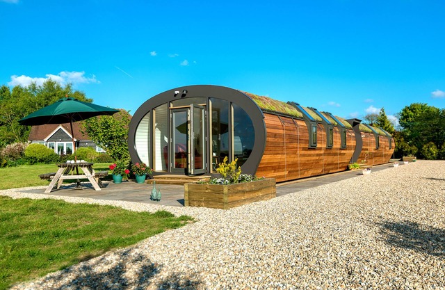 Bumble Barn Eco House