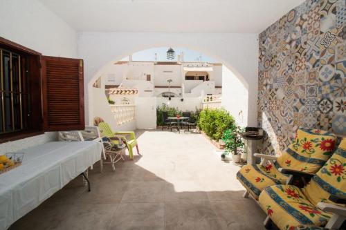 Bungalow en Mil Palmeras a 3 min de la Playa