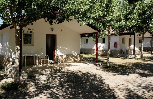 Bungalow in Isabena with Private Terrace