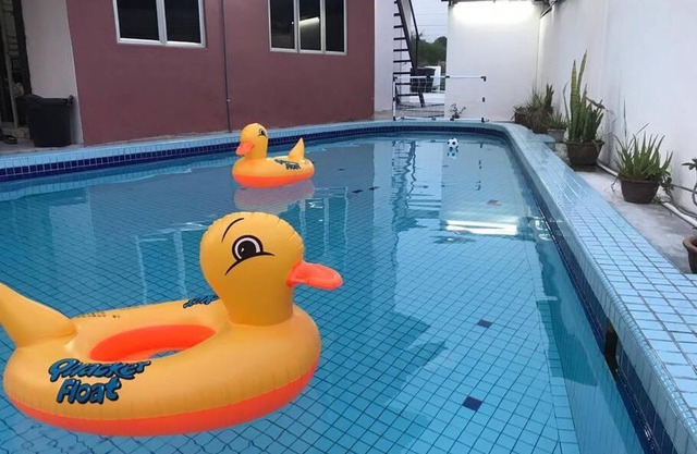 Bungalow with Private pool at Kajang Sg Chua