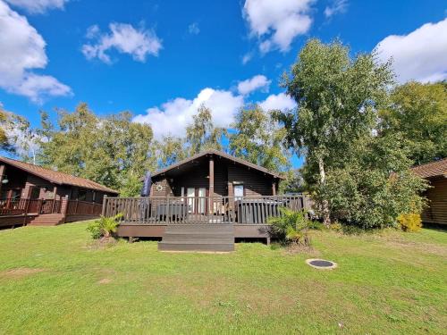 Bunting Lodge, 21 Duck Lake