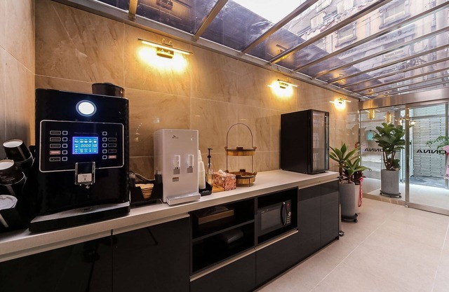 Busan Daeyeondong Hotel Onna