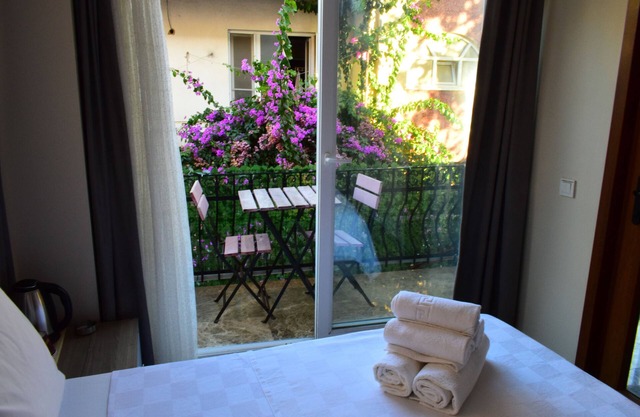 Buyukada Carsi Pansiyon