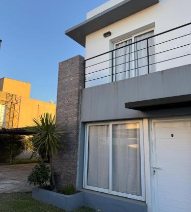 ByF apart duplex excepcional en complejo Amaiur DPTO N5 Av Alem Norte