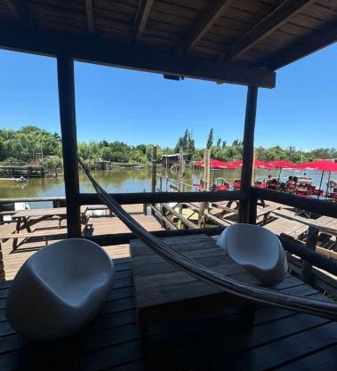 CABAÑA EN ISLA SANTIAGO con PISCINA