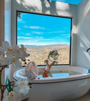 Cabanas e chalés Black BIRD Morro da Igreja com Banheira de hidromassagem