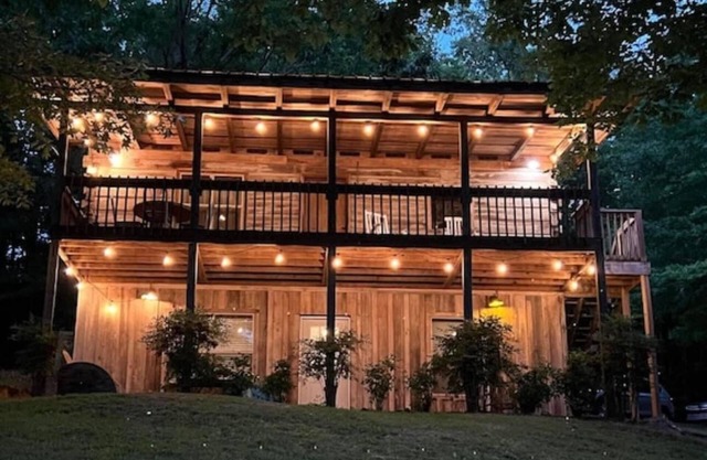 Cabin’s A & B ~ Smith Lake Alabama