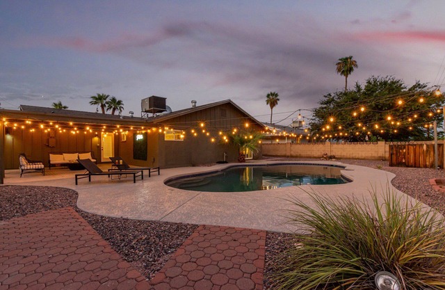 Cactus House - Private Pool - 5 Mins to Old Town