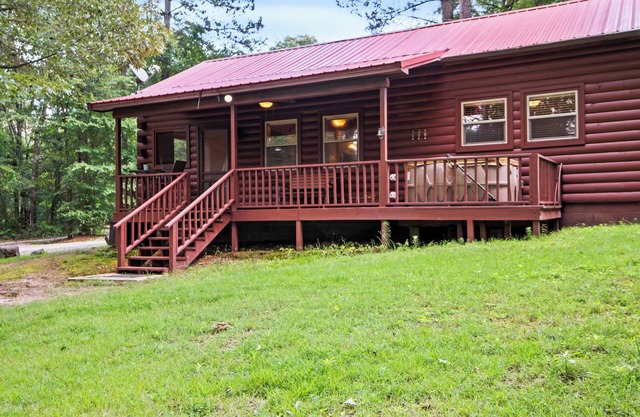 Caddo Ridge Cabin at Remember When Cabins