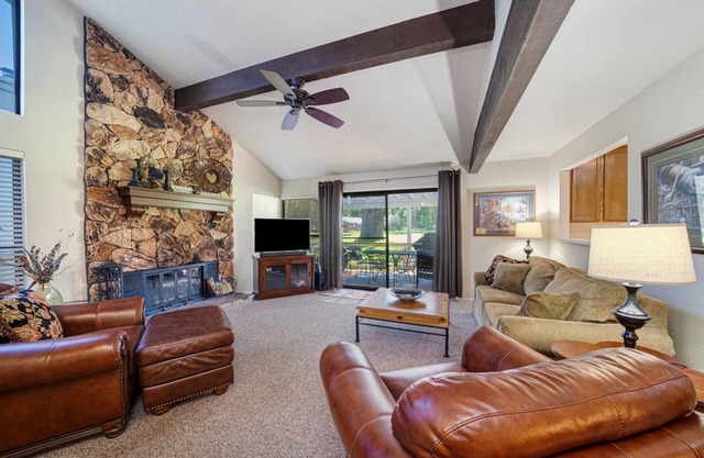 Caddyshack - 35 Aspen Circle