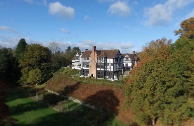 Caer Beris Manor