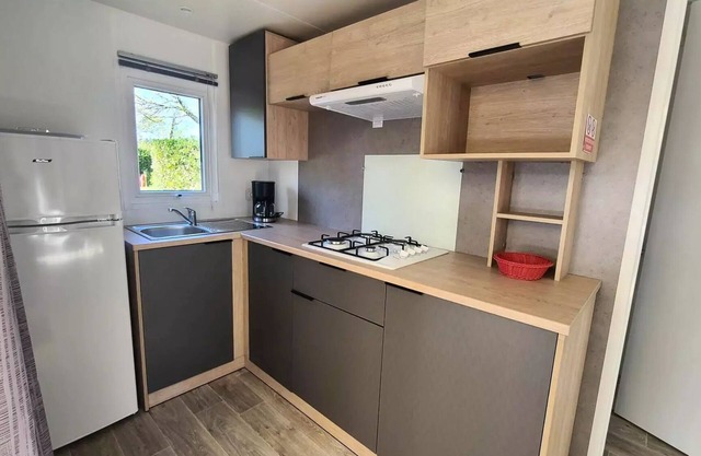 Camping Ushuaïa Villages Le Bois Coquet * - Comfort mobile home - 2 bedrooms -TV - 29m² 4 people