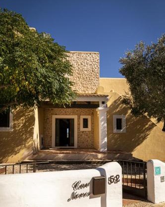 CAN NOVES - Villas de 4 suites 52 y 35