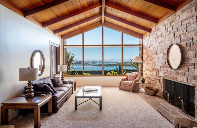 Capurro Ranch at Moss Landing - Moss Landing House - 5BR with cottage at Elkhorn Slough