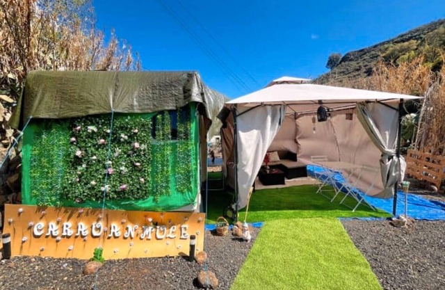 'Caranmule' with Mountain View, Shared Terrace and Private Garden