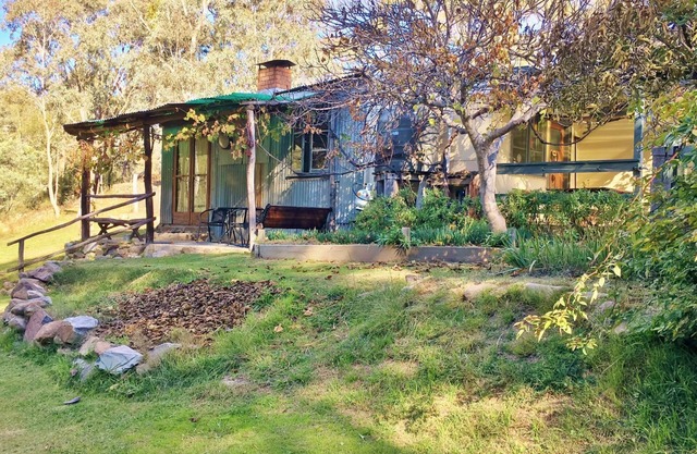 Carla's Cottage Hill End