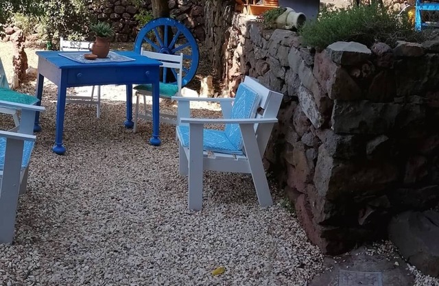 Casa Belvedere Sa Costa: apartment nestled in the green countryside in Dorgali