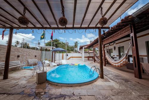 Casa c 5 suites, Piscina, Churrasqueira e Sinuca