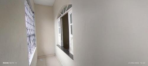 Casa com quartos compartilhados