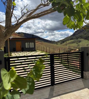 Casa de Campo em Secretário, Charme e tranquilidade
