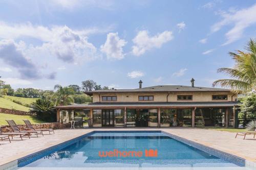 Casa de luxo em Amparo com piscina e churrasqueira