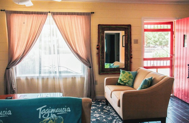 Casa Del Sol - Peaceful Retreat In Beautiful Mesilla.