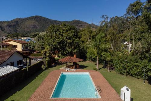 Casa Di Maria 4 Quartos a 500m Centro - Sauna, Piscina, Fogão a Lenha, Churrasqueira - ACESSO PRIVATIVO AO AO RIO - Ideal para famílias